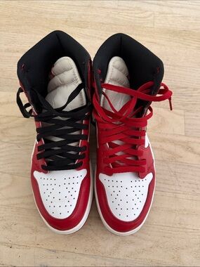 Nike Men’s Red White High-Top Athletic Shoes